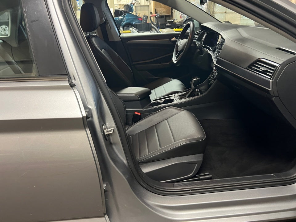 2023 Volkswagen Jetta 1.5T SE