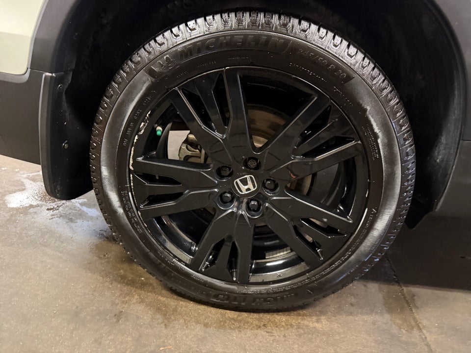 2021 Honda Pilot AWD Black Edition