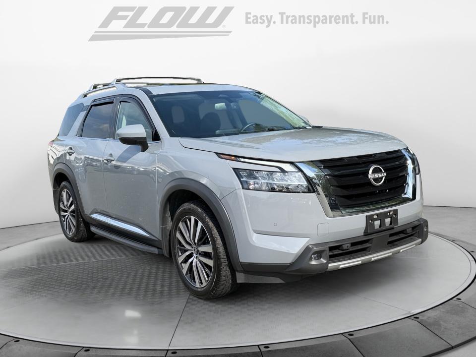 2022 Nissan Pathfinder Platinum