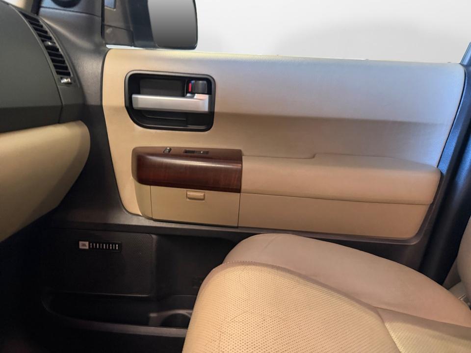 2016 Toyota Sequoia Platinum