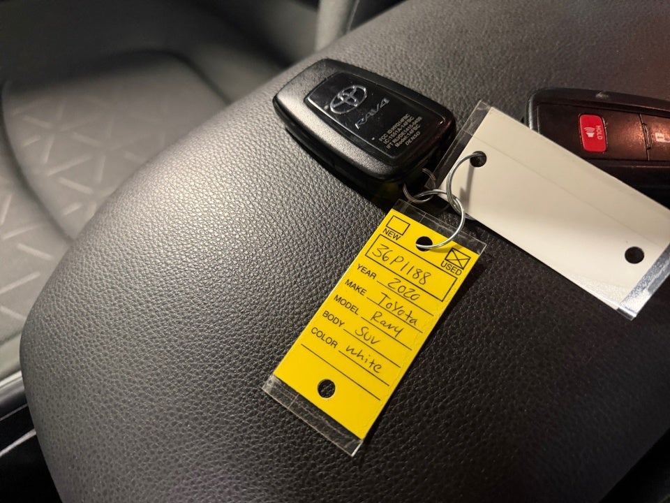 2020 Toyota RAV4 XLE