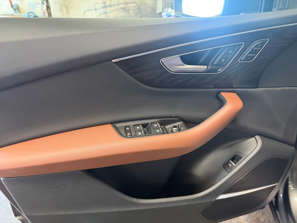 2021 Audi Q7 Premium Plus 45 TFSI quattro Tiptronic