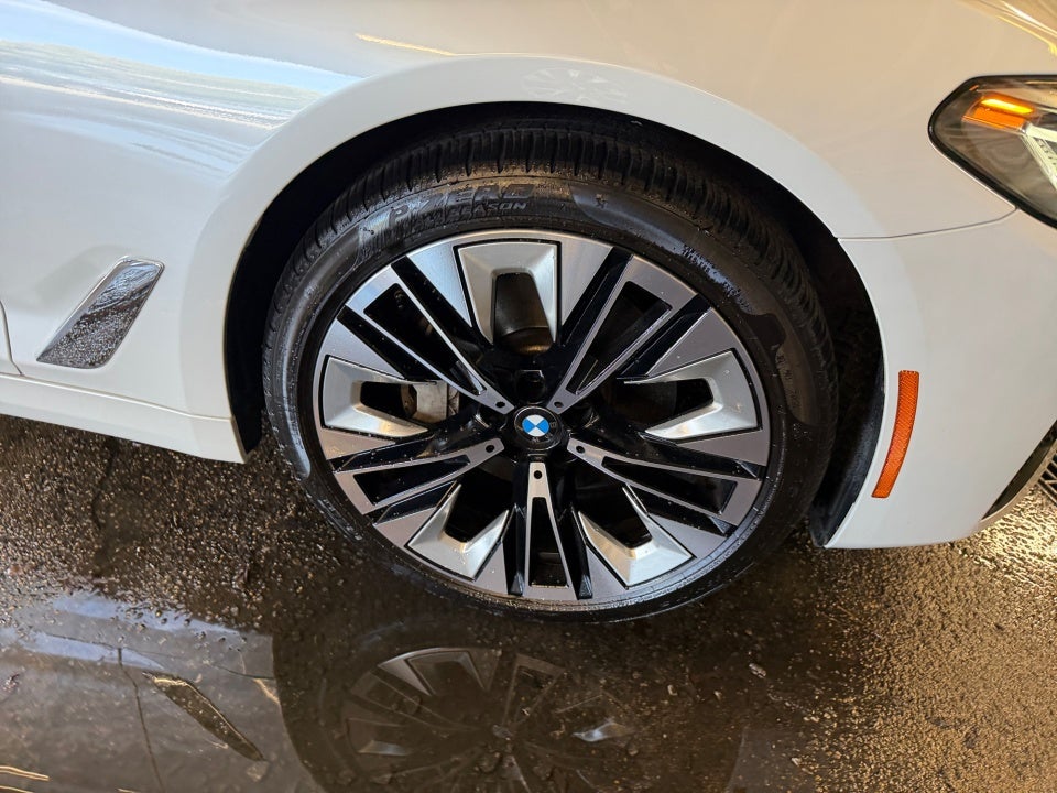 2022 BMW 540 540i