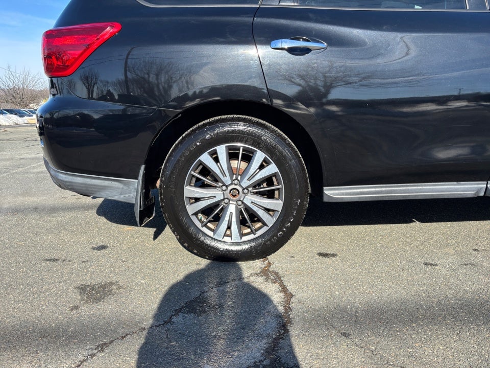 2017 Nissan Pathfinder SL