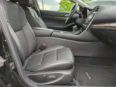 2017 Nissan Maxima 3.5 Platinum