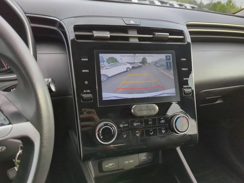 2022 Hyundai Tucson SE