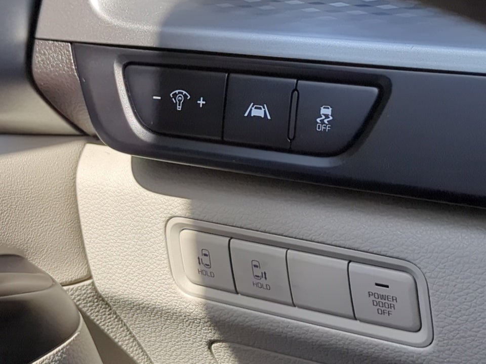 2023 Kia Carnival MPV LX