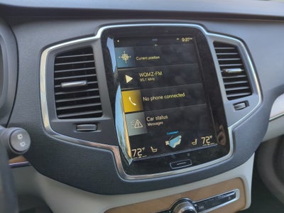 2021 Volvo XC90 Momentum