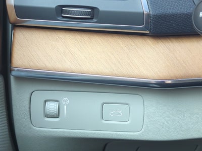 2021 Volvo XC90 Momentum