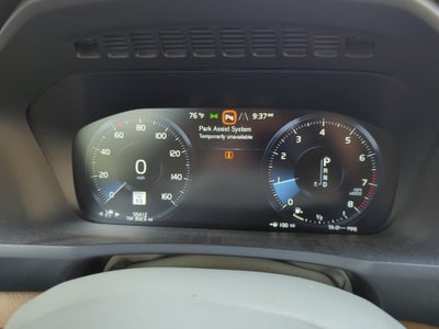 2021 Volvo XC90 Momentum