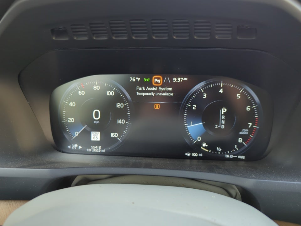 2021 Volvo XC90 Momentum