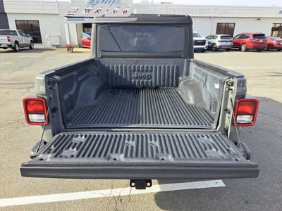 2021 Jeep Gladiator Willys 4x4