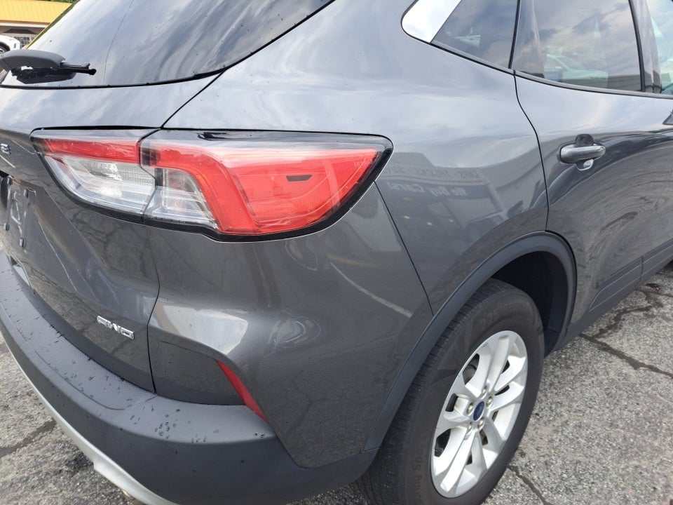 2021 Ford Escape SE