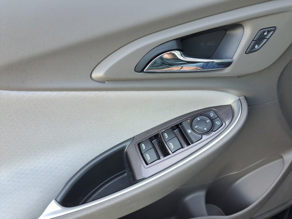 2020 Chevrolet Malibu FWD LT