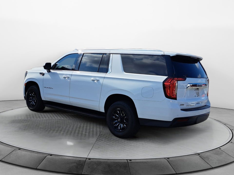 2022 GMC Yukon XL SLE