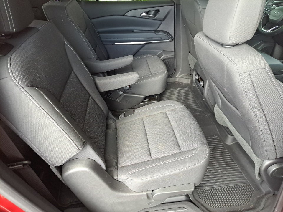 2025 Chevrolet Traverse FWD LT