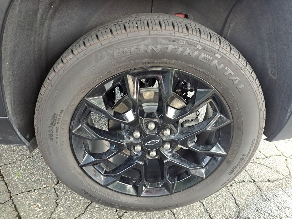 2025 Chevrolet Traverse FWD LT