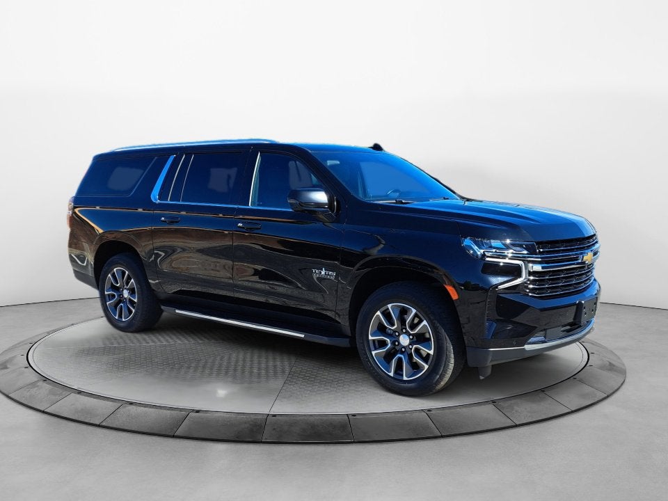 2022 Chevrolet Suburban 4WD LT