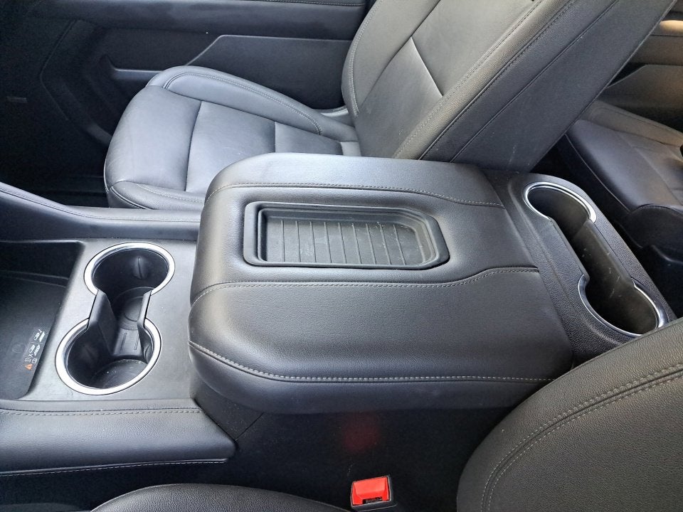 2022 Chevrolet Suburban 4WD LT