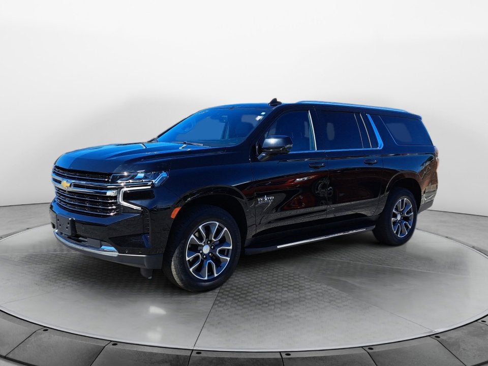 2022 Chevrolet Suburban 4WD LT