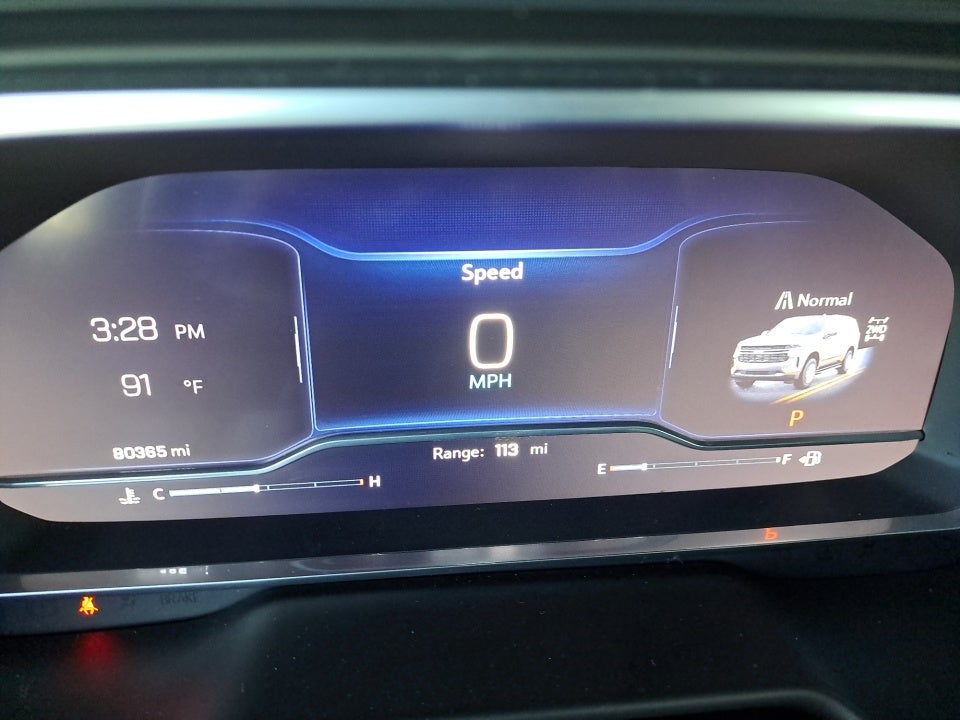 2023 Chevrolet Suburban 4WD RST