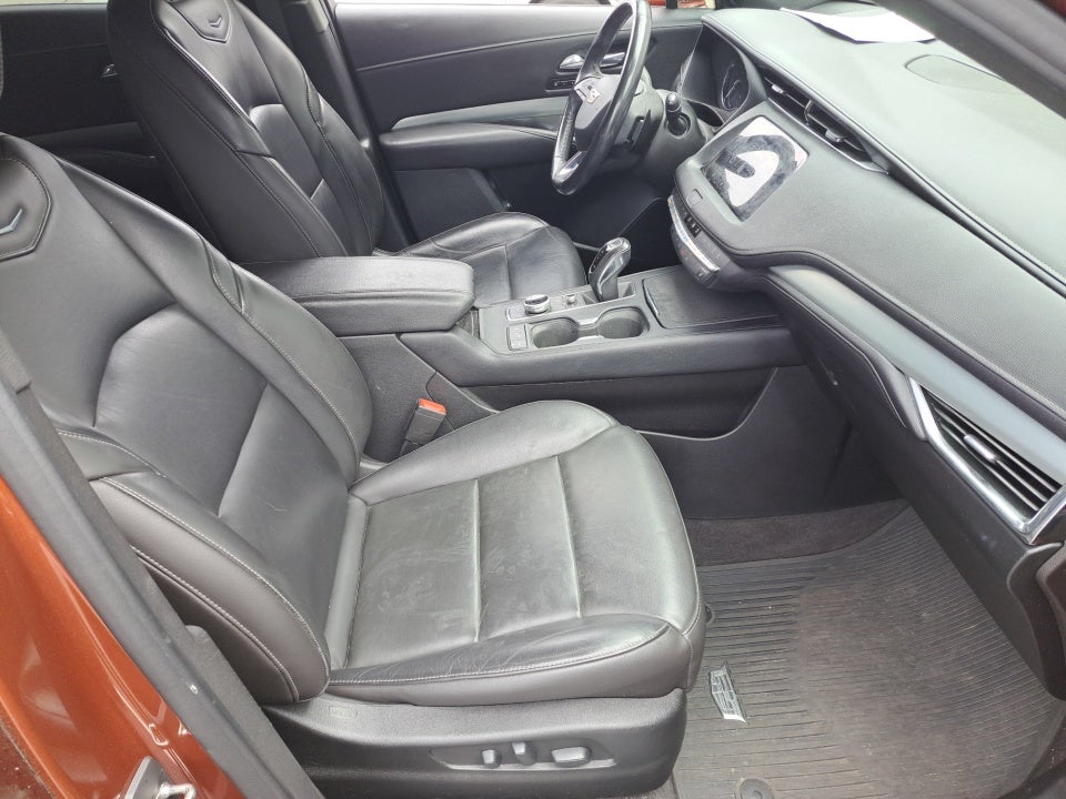 2019 Cadillac XT4 FWD Premium Luxury