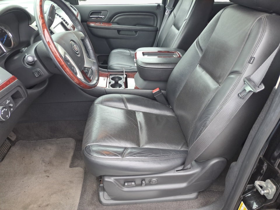 2012 Cadillac Escalade Luxury