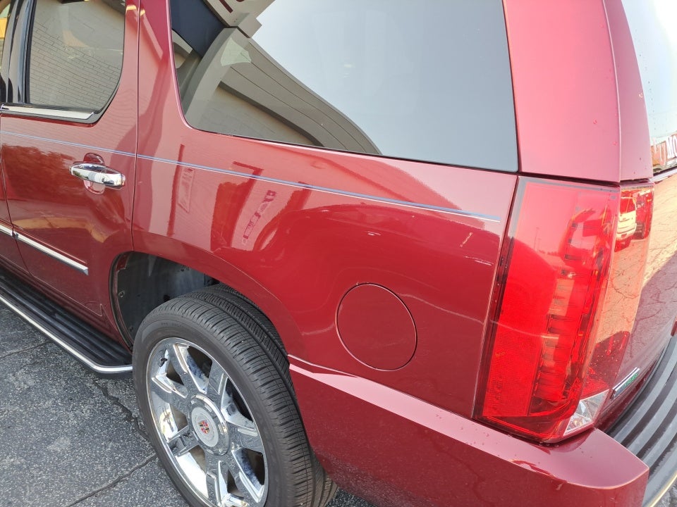 2010 Cadillac Escalade Luxury