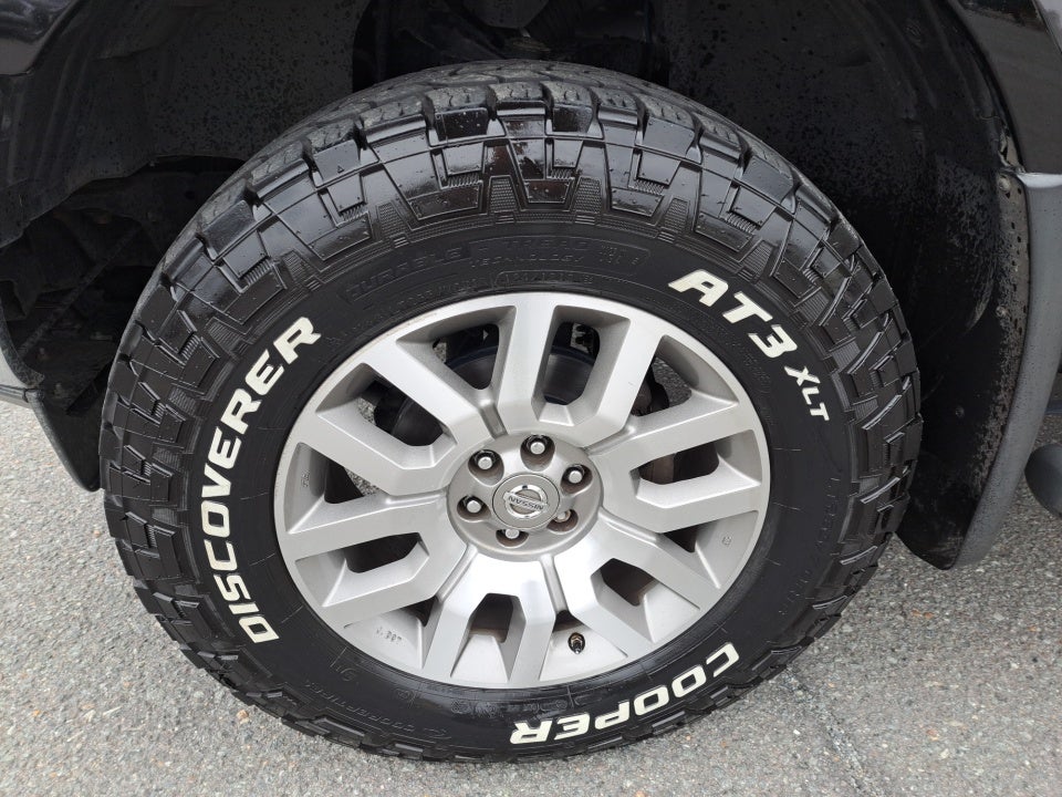 2011 Nissan Frontier SL