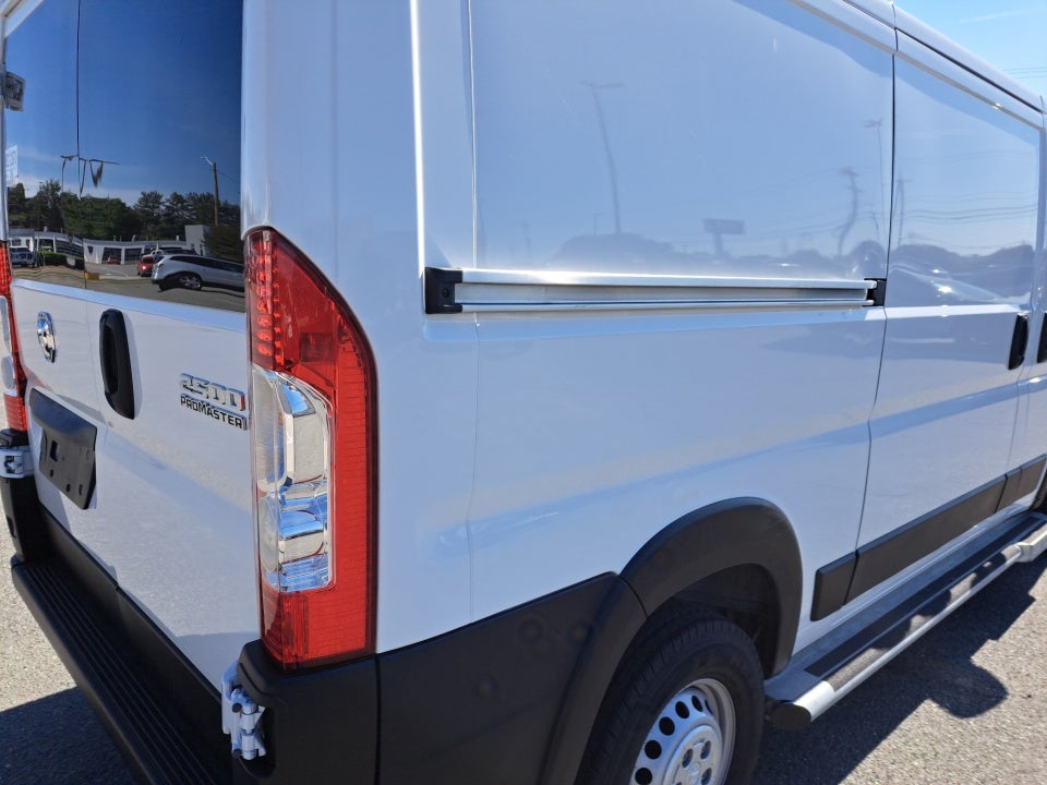 2025 RAM ProMaster 2500 Cargo Van Tradesman Low Roof 136" WB w/Pass Seat