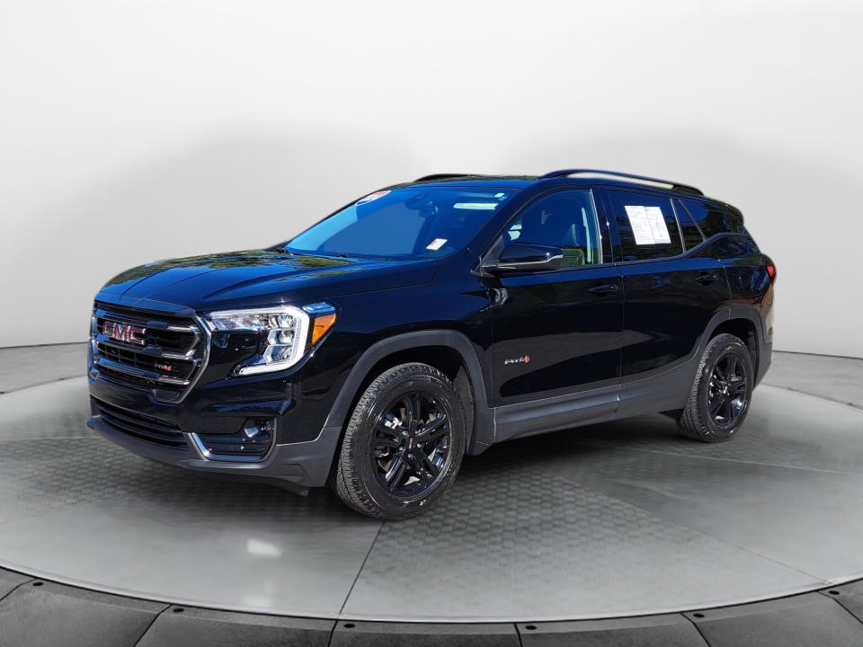 2024 GMC Terrain AT4