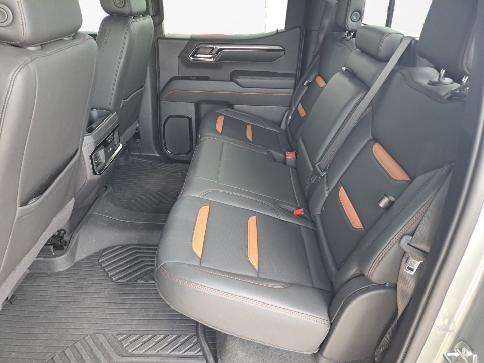 2024 GMC Sierra 1500 4WD Crew Cab Short Box AT4