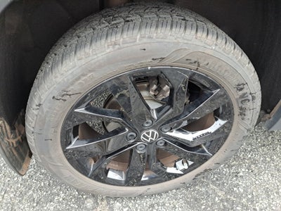 2023 Volkswagen Taos SE