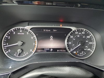 2025 Nissan Pathfinder SV