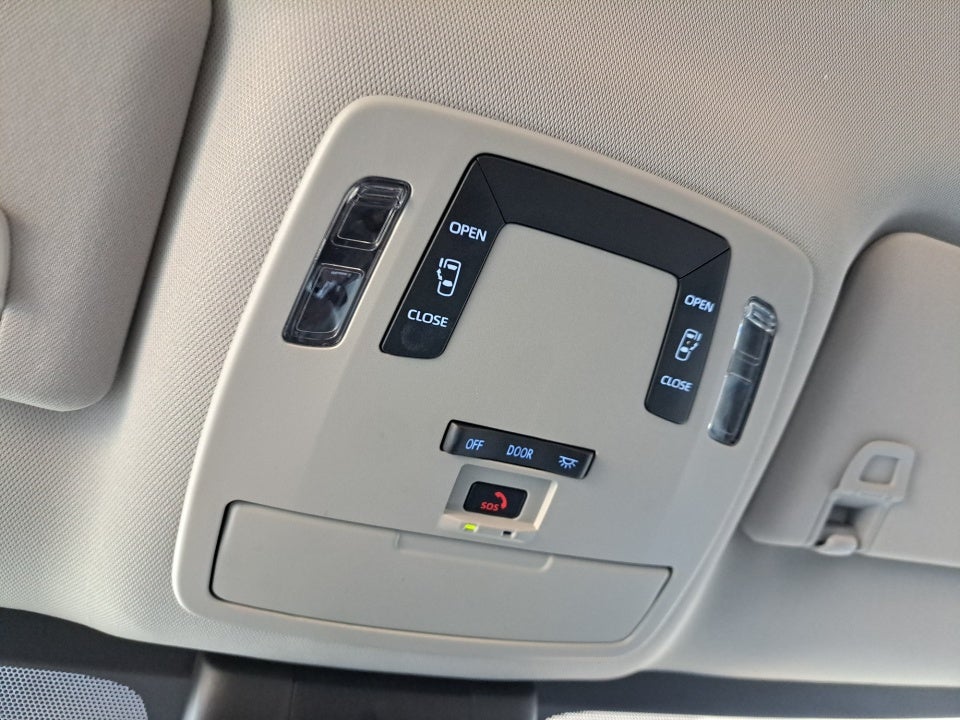 2022 Toyota Sienna LE