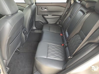 2021 Nissan Rogue Platinum FWD