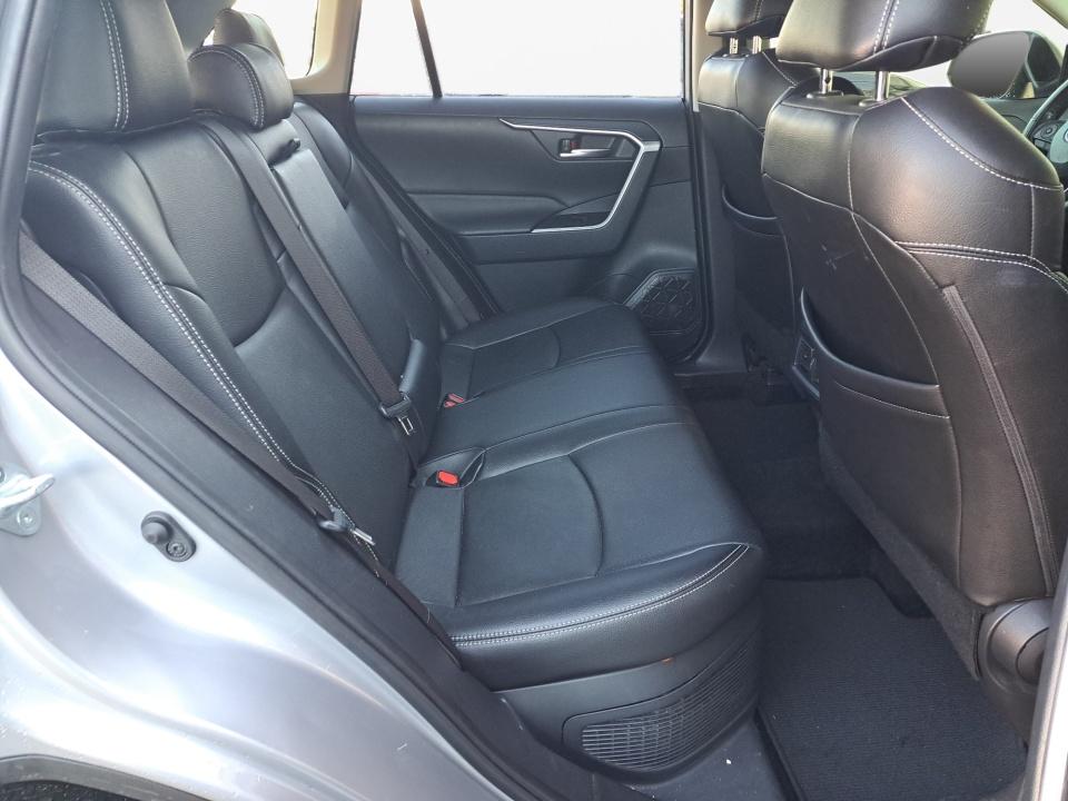2019 Toyota RAV4 Hybrid Hybrid XLE