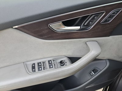 2019 Audi Q8 55 Premium