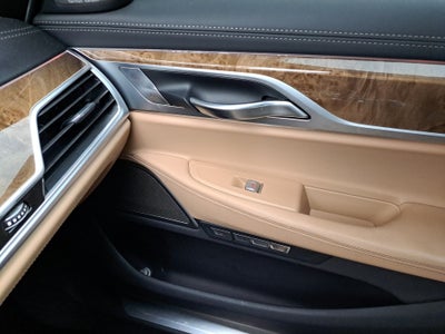 2016 BMW 7 Series 750i