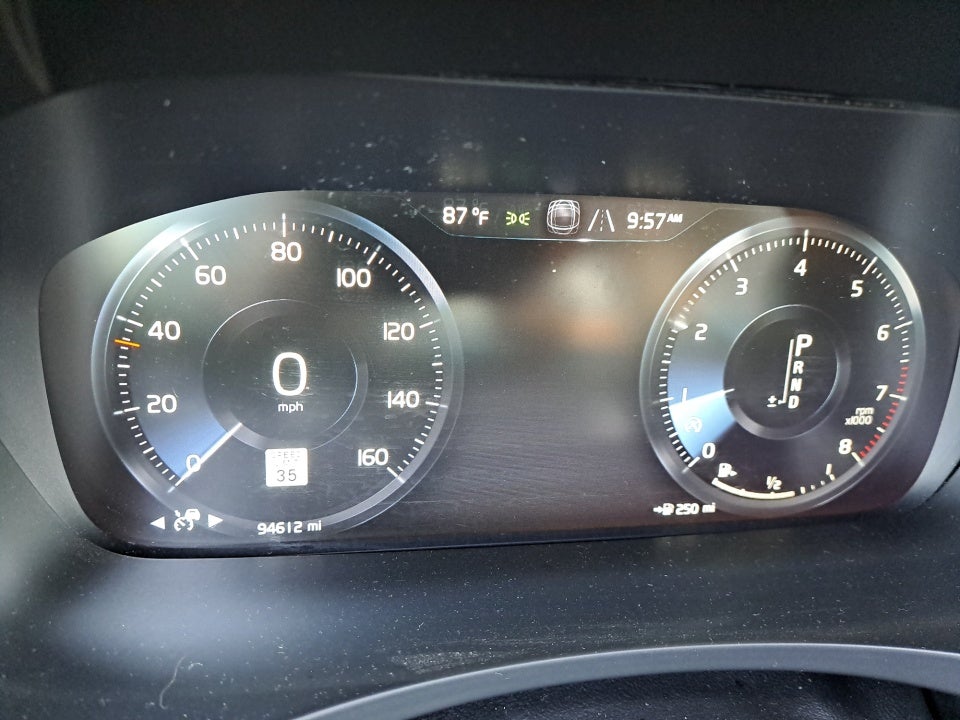 2017 Volvo S90 Momentum