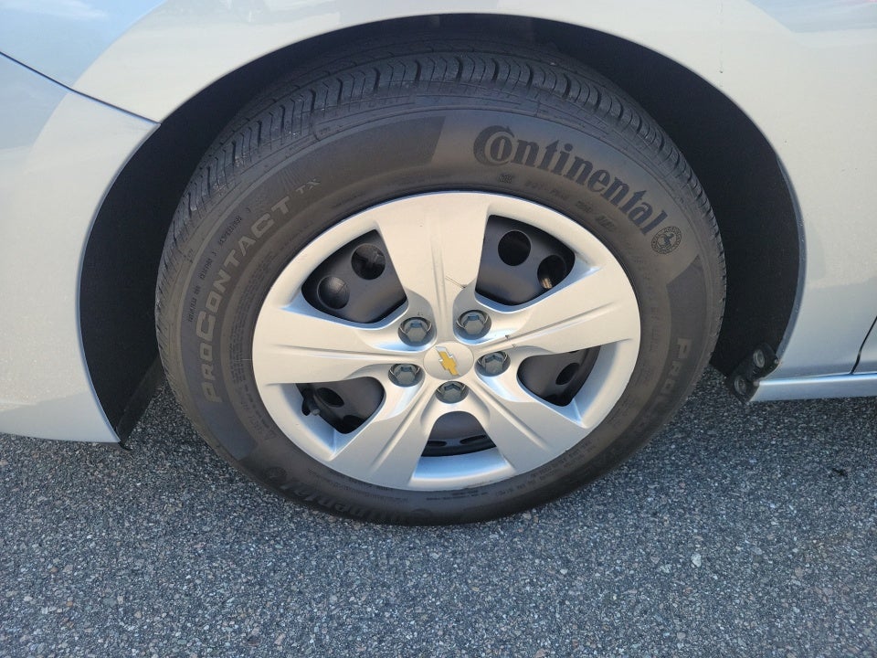 2018 Chevrolet Cruze LS Auto