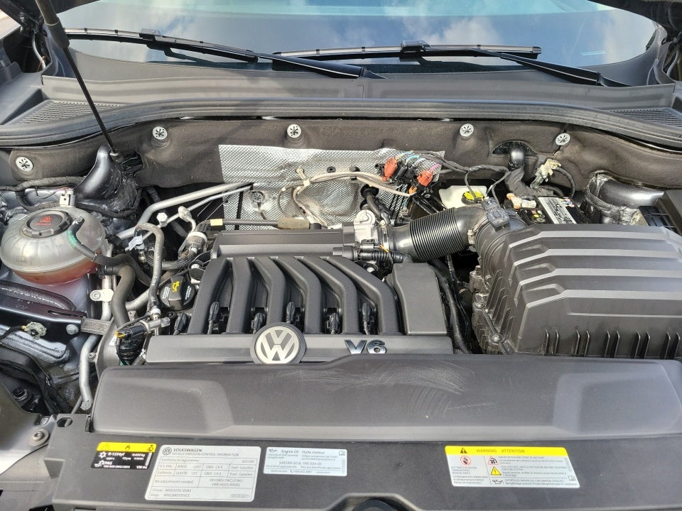 2021 Volkswagen Atlas 3.6L V6 SE w/Technology