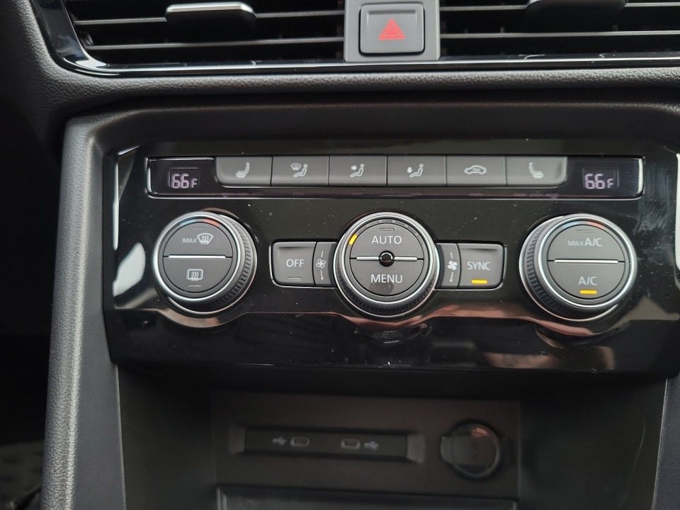 2023 Volkswagen Taos 1.5T SEL