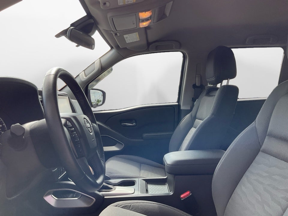 2023 Nissan Frontier Crew Cab SV 4x4