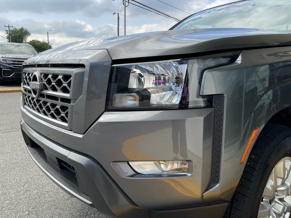 2023 Nissan Frontier Crew Cab SV 4x4