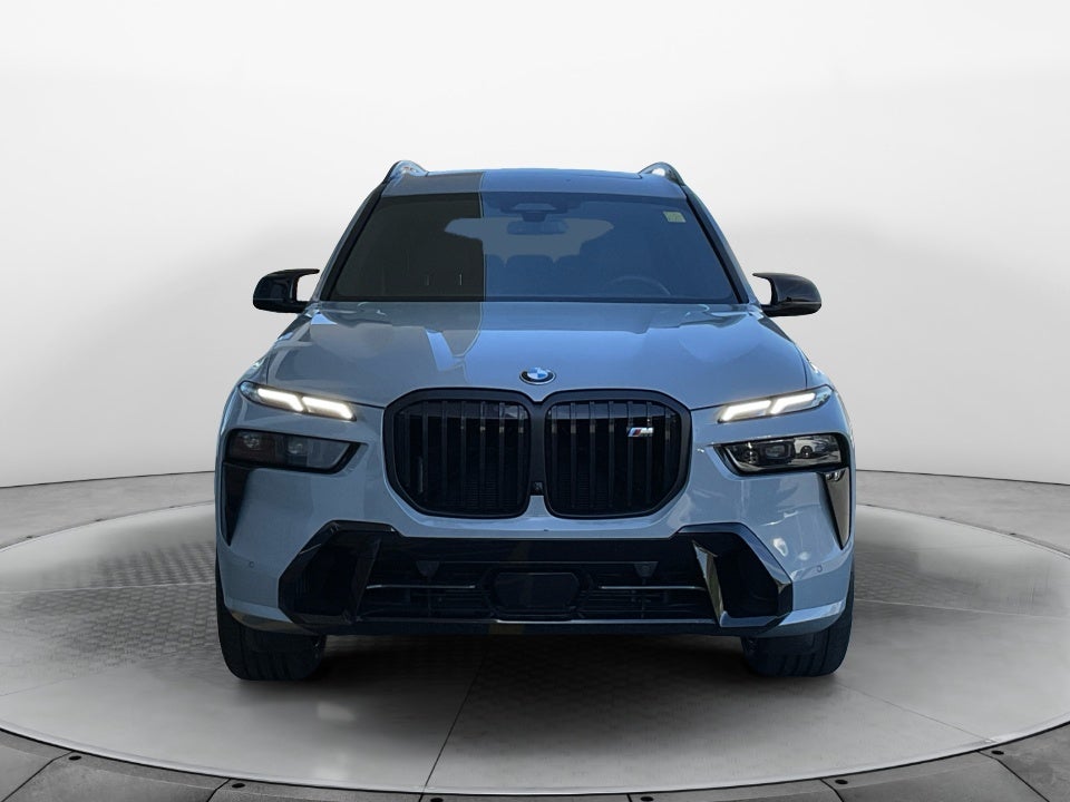 2024 BMW X7 M60i