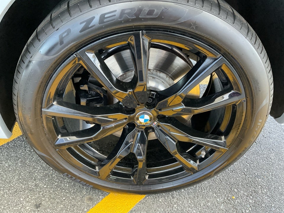 2024 BMW X7 M60i