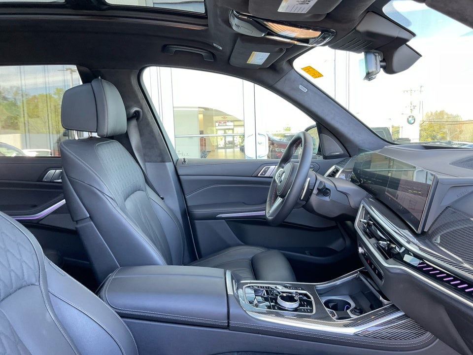 2024 BMW X7 M60i