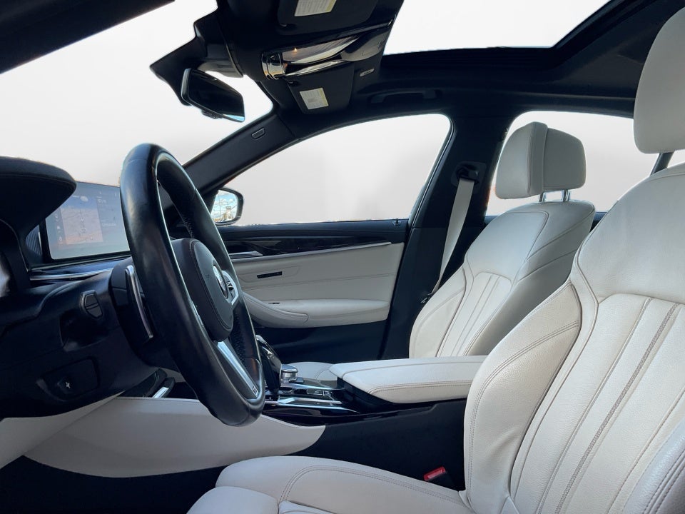 2023 BMW M550 i xDrive