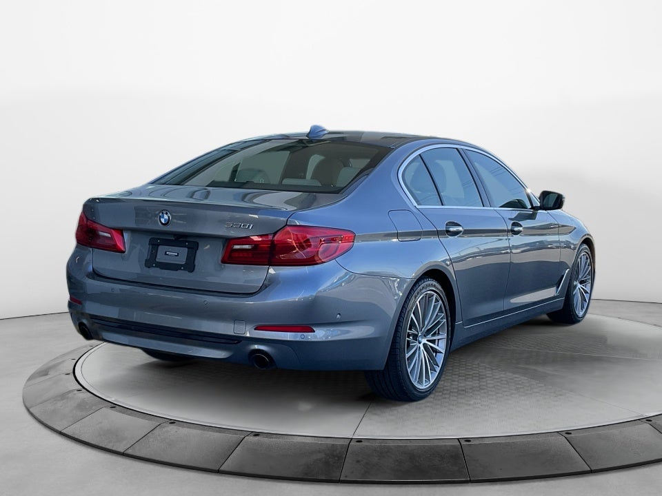 2017 BMW 530i 530i